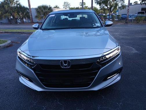 Platinum White Pearl 2019 Honda Accord Touring 2.0T