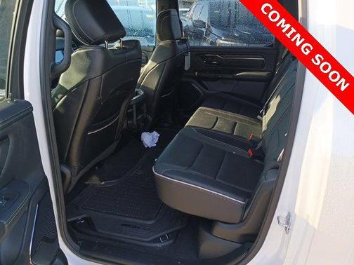Ivory White Tri-Coat Pearlcoat 2025 RAM 1500 Limited