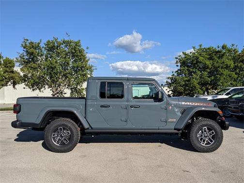 2025 Jeep Gladiator Mojave X