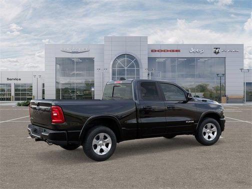 Diamond Black Crystal Pearlcoat 2025 RAM 1500 Big Horn/Lone Star