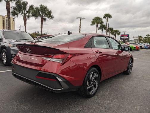 2025 Hyundai ELANTRA Sport