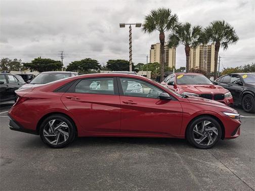 2025 Hyundai ELANTRA Sport