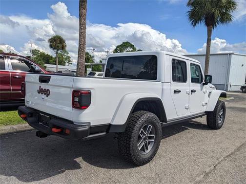 2025 Jeep Gladiator Mojave X