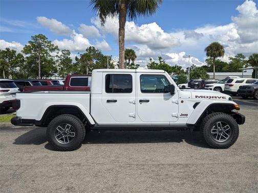 2025 Jeep Gladiator Mojave X
