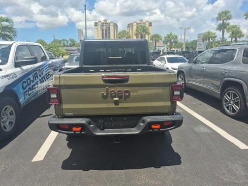 41 2026 Jeep Gladiator Mojave 4x4