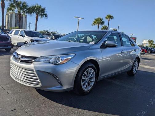 2015 Toyota Camry LE