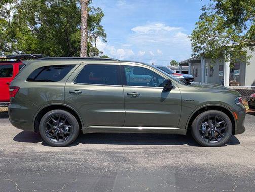 Green Machine 2026 Dodge Durango GT HEMI V8 AWD