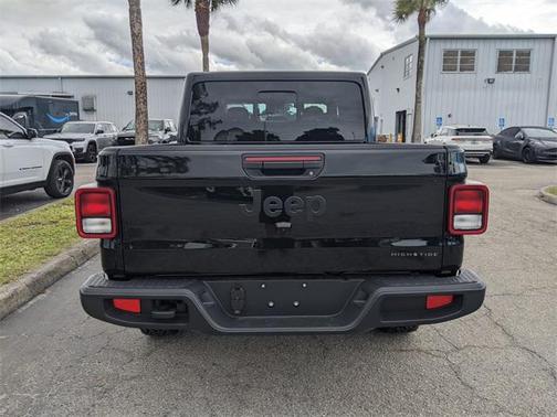 2025 Jeep Gladiator High Tide