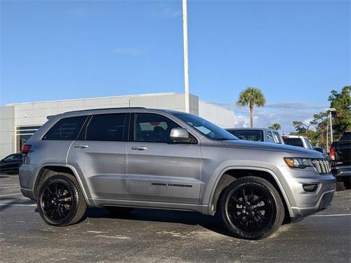 2020 Jeep Grand Cherokee Altitude