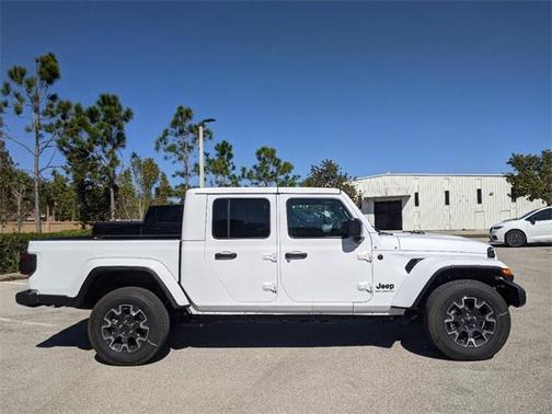 2025 Jeep Gladiator Sport S