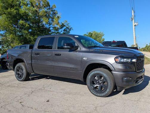 Granite Crystal Metallic Clearcoat 2026 RAM 1500 Big Horn/Lone Star