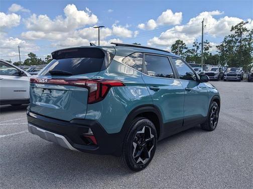 2024 Kia Seltos EX