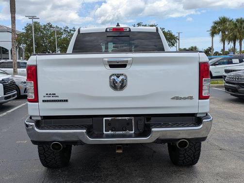 Bright White Clearcoat 2019 RAM 1500 Big Horn