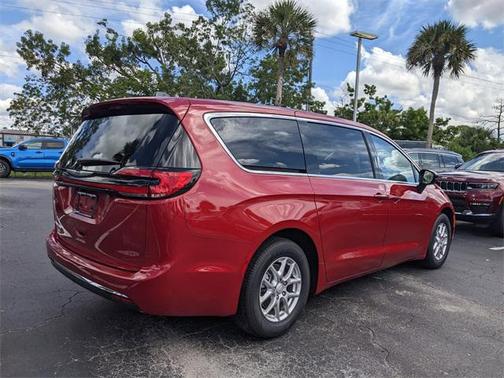 2026 Chrysler Pacifica L