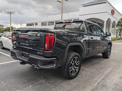 2024 GMC Sierra 1500 AT4