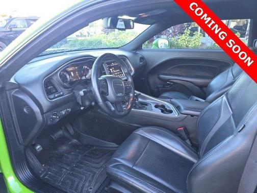 2017 Dodge Challenger SXT