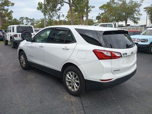 Summit White 2019 Chevrolet Equinox LS