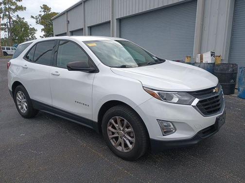 Summit White 2019 Chevrolet Equinox LS