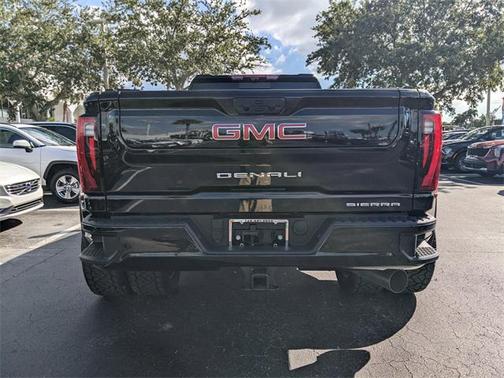 2025 GMC Sierra 3500 Denali