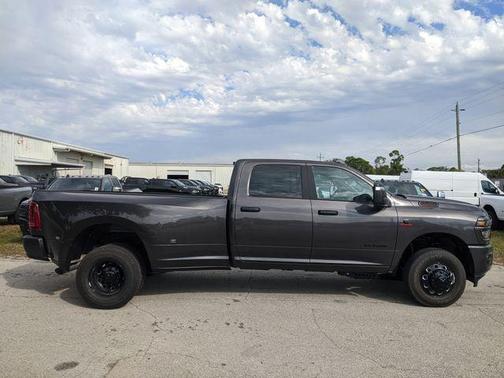 Granite Crystal Metallic Clearcoat 2026 RAM 3500 Big Horn Crew Cab 4x4 8' Box