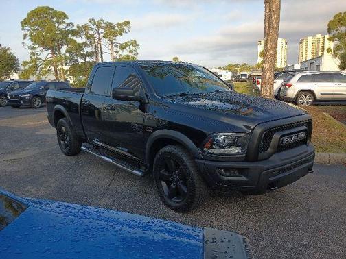Diamond Black Crystal Pearlcoat 2019 RAM 1500 Classic Warlock Quad Cab 4x2 6'4' Box