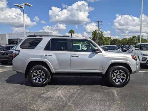 2022 Toyota 4Runner TRD Off Road