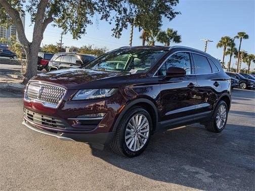 2019 Lincoln MKC Standard