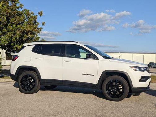 Bright White Clearcoat 2026 Jeep Compass Sport