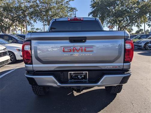 2025 GMC Canyon AT4