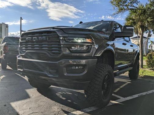2025 RAM 2500 Big Horn Crew Cab 4x4 6'4' Box