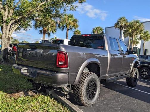 2025 RAM 2500 Big Horn Crew Cab 4x4 6'4' Box