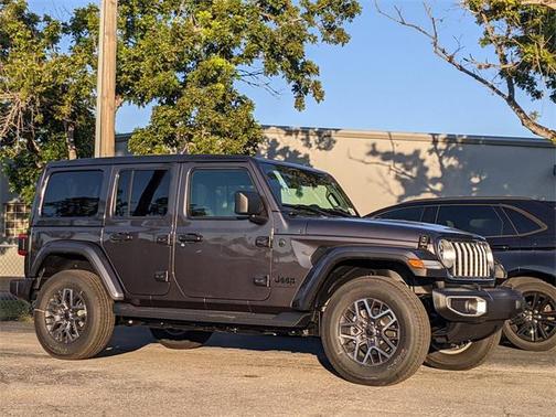 2026 Jeep Wrangler 4-Door Sahara 4x4