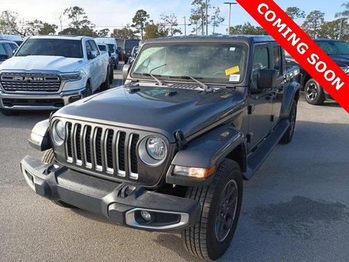 2022 Jeep Gladiator Overland
