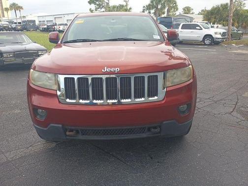 Inferno Red Crystal Pearlcoat 2011 Jeep Grand Cherokee Laredo