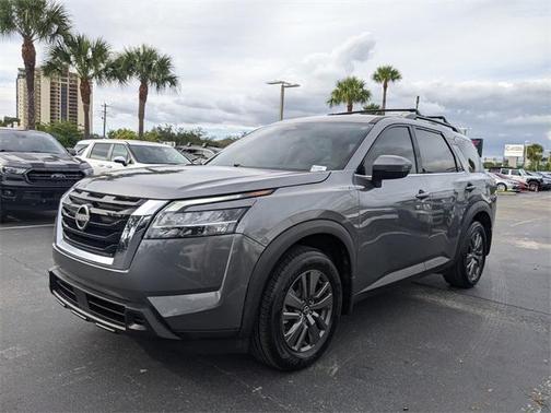 2022 Nissan Pathfinder SV 2WD