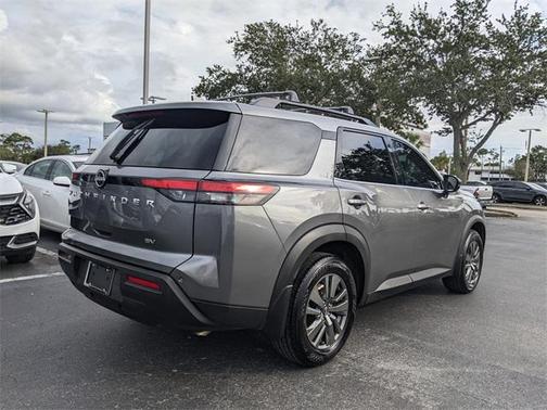 2022 Nissan Pathfinder SV 2WD