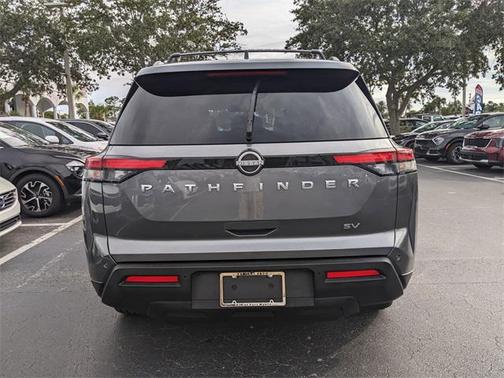 2022 Nissan Pathfinder SV 2WD