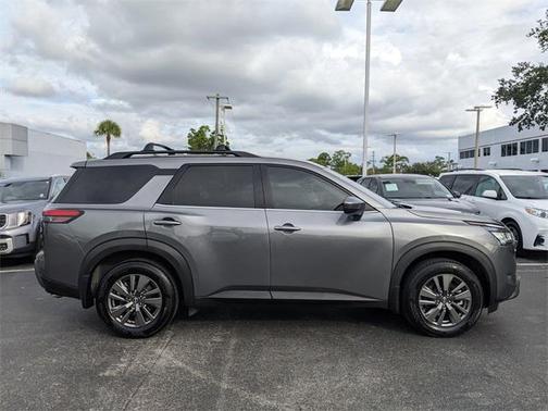 2022 Nissan Pathfinder SV 2WD