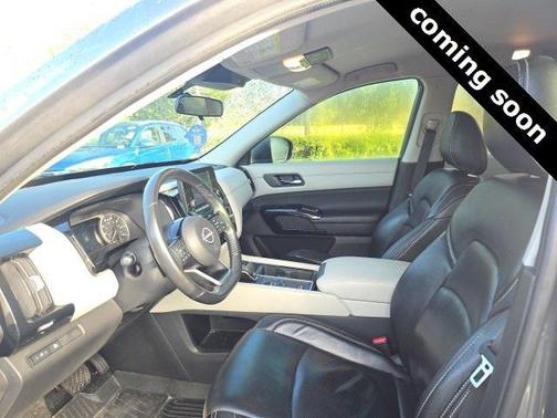 2022 Nissan Pathfinder SV 2WD