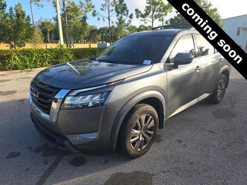 2022 Nissan Pathfinder SV 2WD