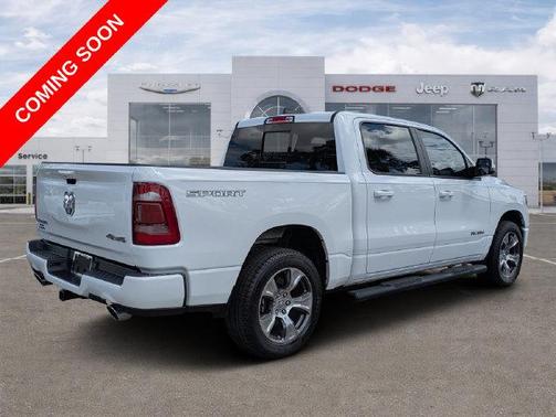 Bright White Clearcoat 2023 RAM 1500 Laramie