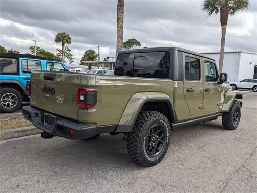 2026 Jeep Gladiator Willys 4x4