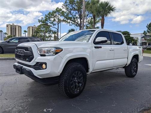 2022 Toyota Tacoma SR5