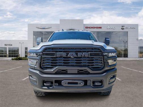Bright White Clearcoat 2026 RAM 2500 Tradesman Crew Cab 4x4 6'4' Box