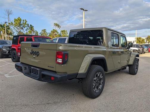 2026 Jeep Gladiator Sahara 4x4