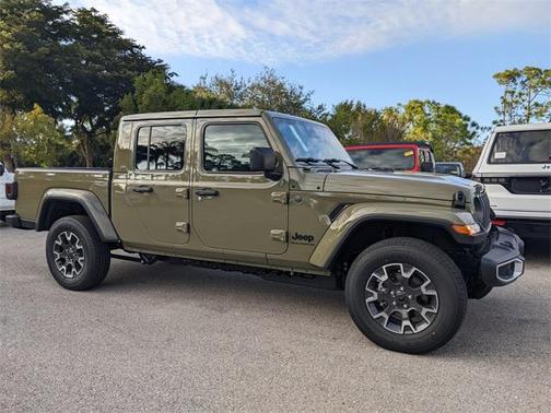 2026 Jeep Gladiator Sahara 4x4