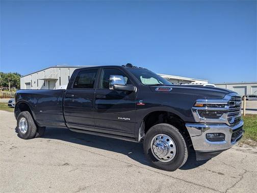 2026 RAM 3500 Laramie Crew Cab 4x4 8' Box