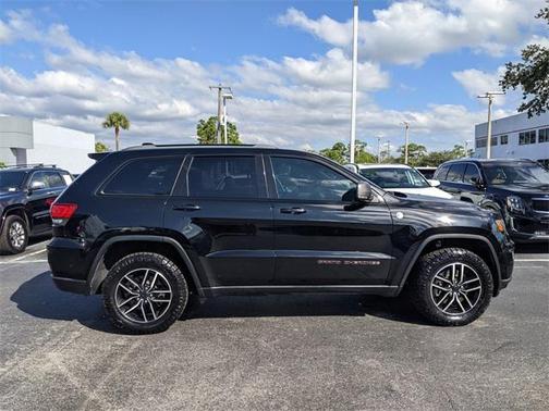 2019 Jeep Grand Cherokee Trailhawk