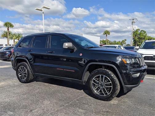 2019 Jeep Grand Cherokee Trailhawk