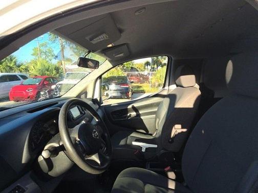 2014 Nissan NV200 SV
